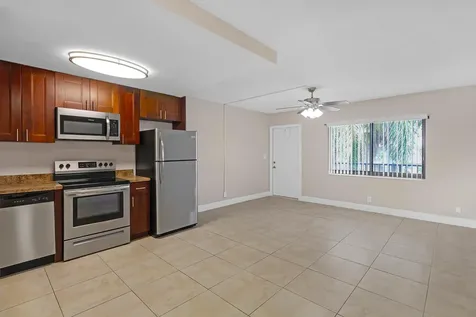 520 NE 44th Street Boca Raton FL 33431
