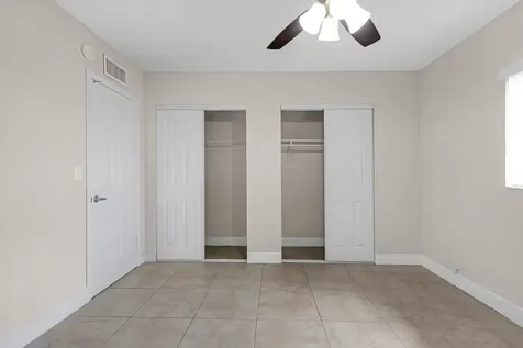 520 NE 44th Street Boca Raton FL 33431
