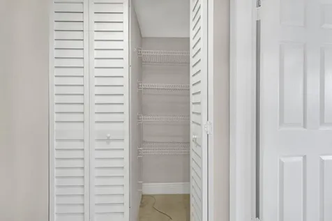 520 NE 44th Street Boca Raton FL 33431