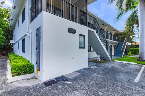 520 NE 44th Street Boca Raton FL 33431