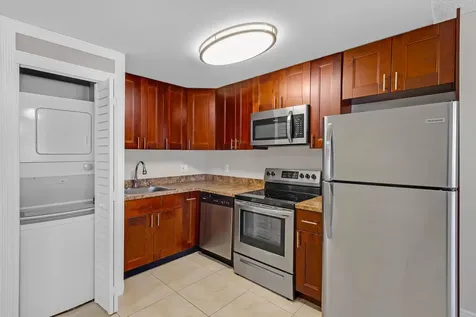 520 NE 44th Street Boca Raton FL 33431