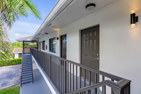 520 NE 44th Street Boca Raton FL 33431