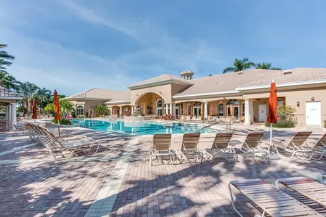 6523 Via Trento Delray Beach FL 33446