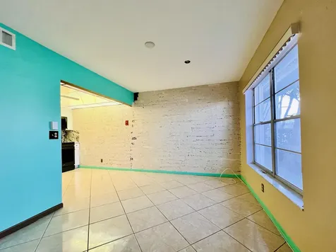 110 Wellington B West Palm Beach FL 33417