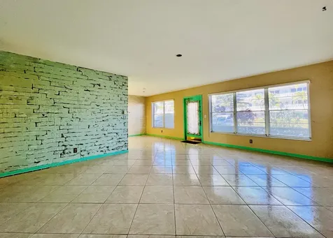 110 Wellington B West Palm Beach FL 33417