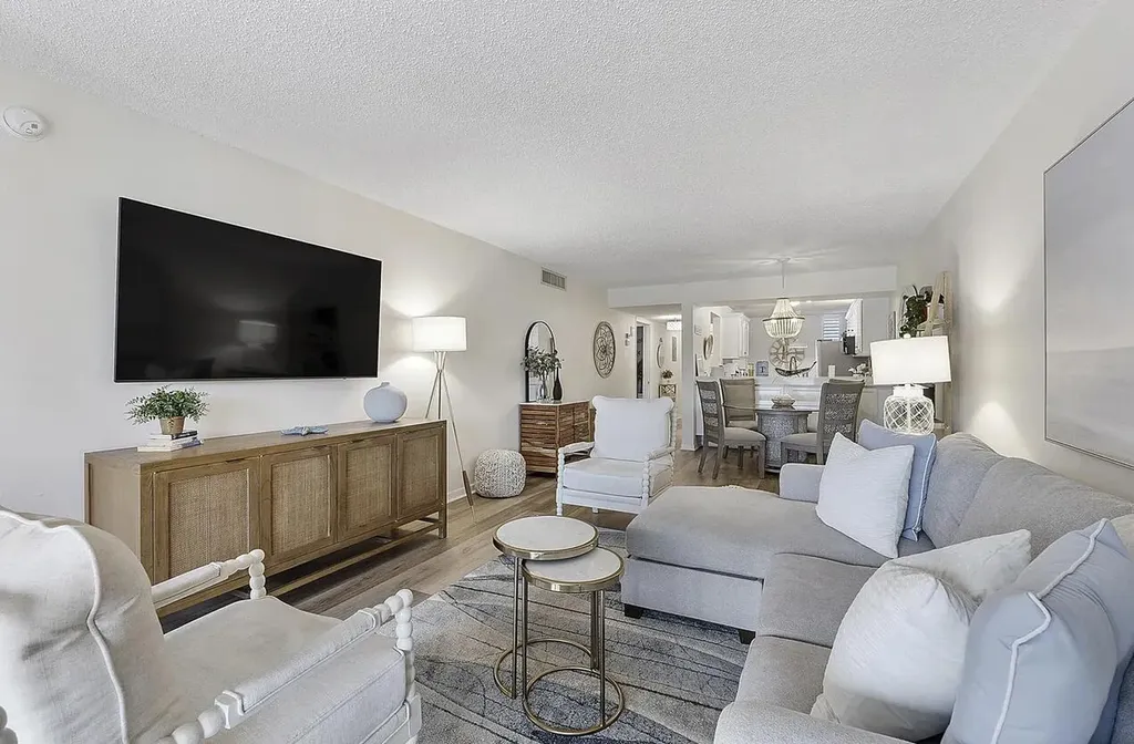 5722 Coral Lake Drive Margate FL 33063