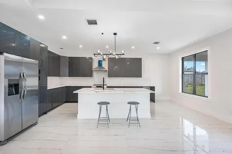 4650 SW Pearl Street Port Saint Lucie FL 34953