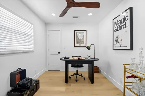 2001 Sw Roma Way Boynton Beach FL 33426