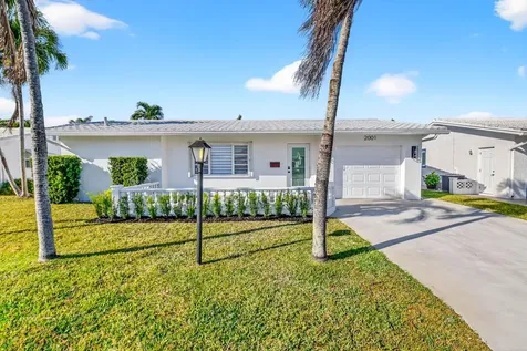 2001 Sw Roma Way Boynton Beach FL 33426