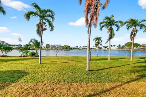 2001 Sw Roma Way Boynton Beach FL 33426