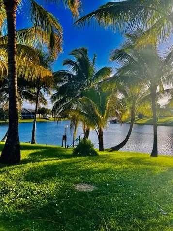 1423 Riverside Circle Wellington FL 33414