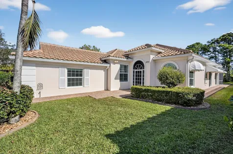 8293 Se Palm Hammock Lane Hobe Sound FL 33455