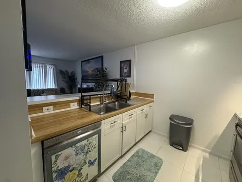 1443 39th Avenue Vero Beach FL 32960