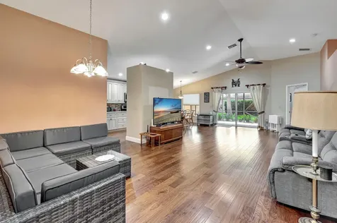 12185 La Vita Way Boynton Beach FL 33437