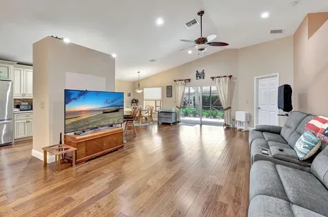 12185 La Vita Way Boynton Beach FL 33437