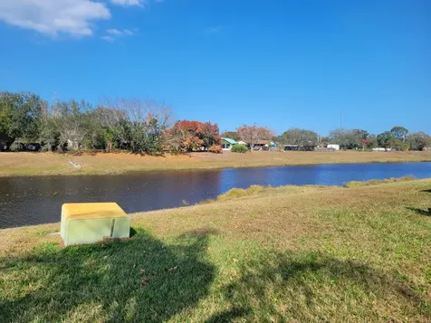 2185 Se Wild Meadow Circle Port Saint Lucie FL 34952