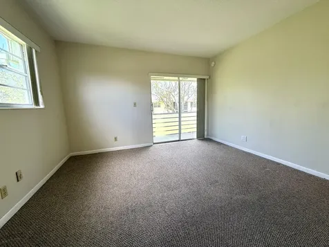 69 Norwich C West Palm Beach FL 33417