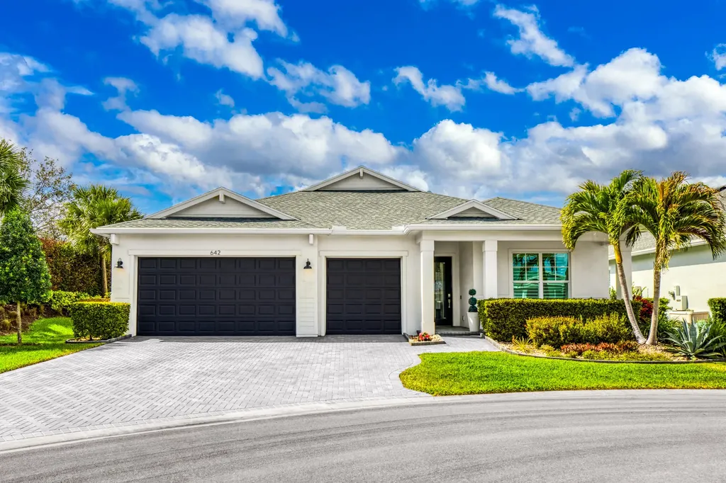 642 Se Goldenrod Road Port Saint Lucie FL 34984