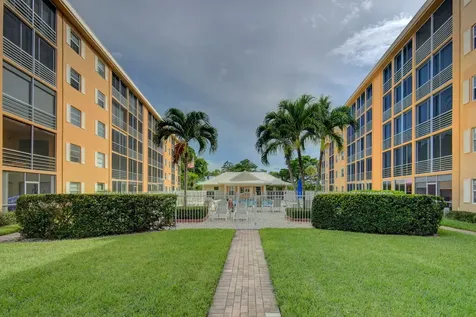 300 Golfview Road North Palm Beach FL 33408