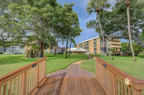 300 Golfview Road North Palm Beach FL 33408