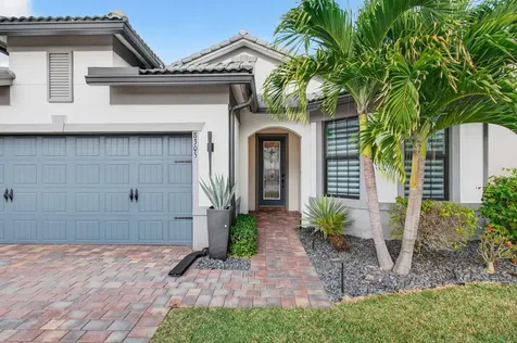 8305 Pedigree Circle Lake Worth FL 33467