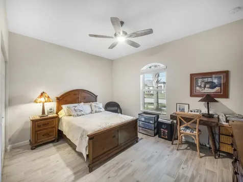 12828 Sw Lake Fern Circle Port Saint Lucie FL 34987
