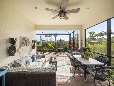 12828 Sw Lake Fern Circle Port Saint Lucie FL 34987