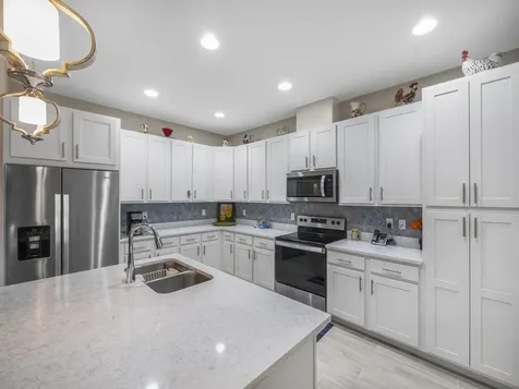 12828 Sw Lake Fern Circle Port Saint Lucie FL 34987