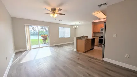 6716 Old Farm Trail Boynton Beach FL 33437