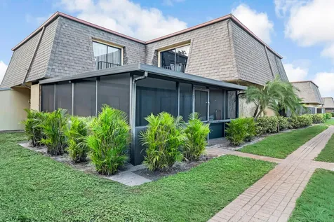 4205 Turnberry Circle Lake Worth FL 33467