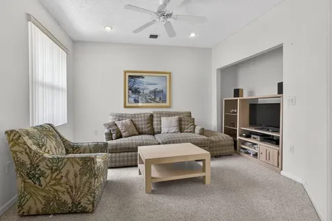 9868 D Summerbrook Terrace Boynton Beach FL 33437