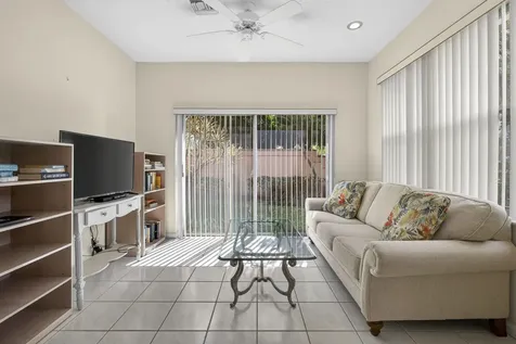 9868 D Summerbrook Terrace Boynton Beach FL 33437