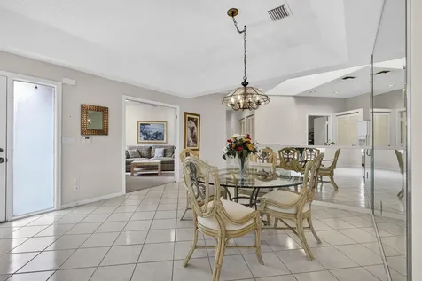 9868 D Summerbrook Terrace Boynton Beach FL 33437