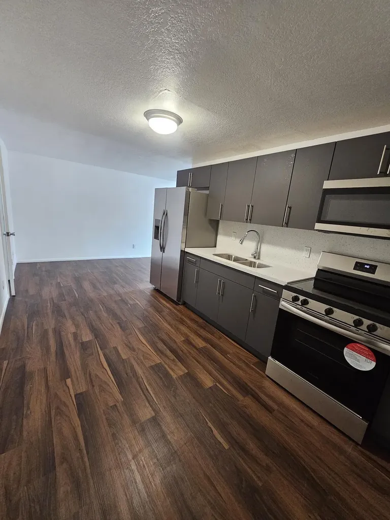 148 W 14th Street Riviera Beach FL 33404