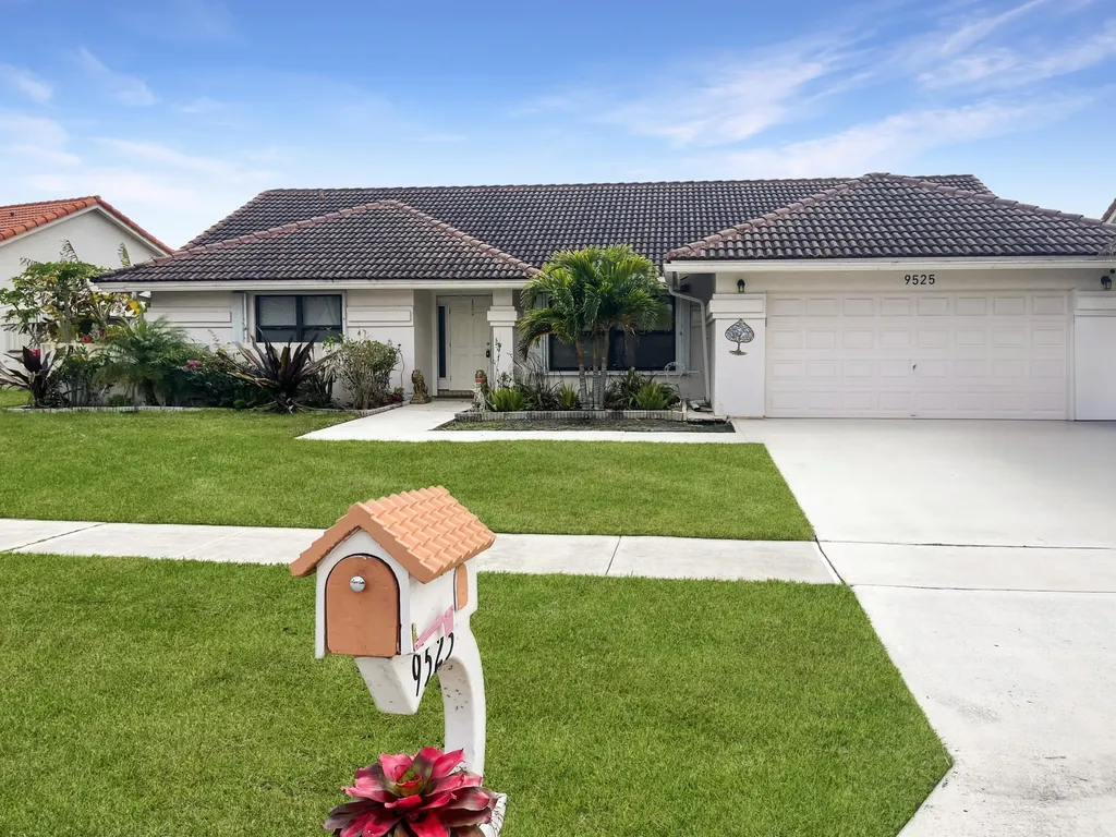 9525 El Clair Ranch Road Boynton Beach FL 33437