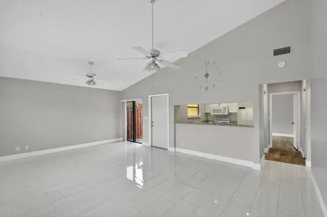 484 Springdale Circle Palm Springs FL 33461