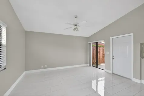 484 Springdale Circle Palm Springs FL 33461