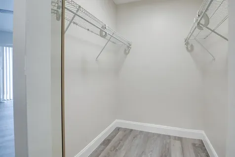 484 Springdale Circle Palm Springs FL 33461