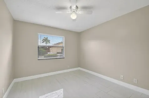 484 Springdale Circle Palm Springs FL 33461