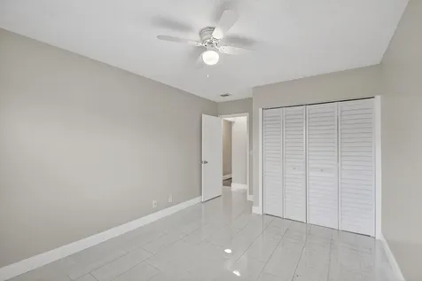 484 Springdale Circle Palm Springs FL 33461