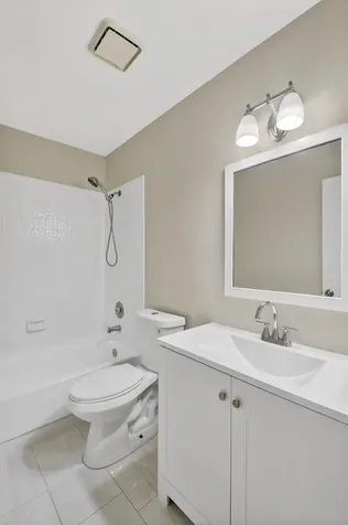 484 Springdale Circle Palm Springs FL 33461