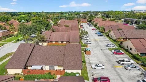 484 Springdale Circle Palm Springs FL 33461