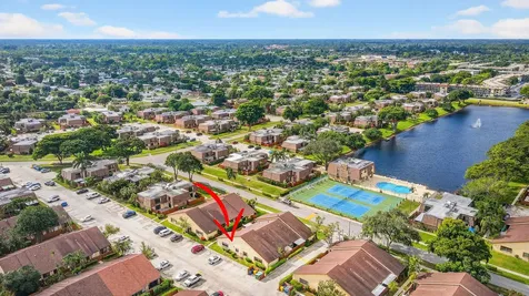484 Springdale Circle Palm Springs FL 33461