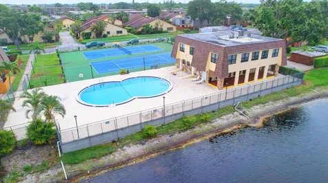 484 Springdale Circle Palm Springs FL 33461