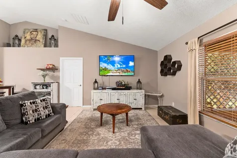 6610 Nw Omega Road Port Saint Lucie FL 34983