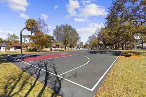 1952 Primrose Lane Wellington FL 33414