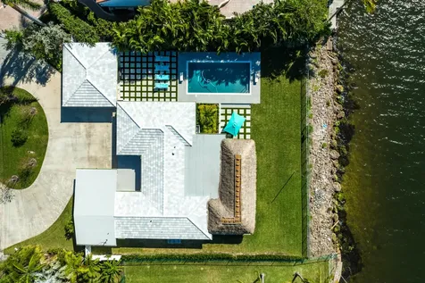 541 Se 18th Avenue Deerfield Beach FL 33441