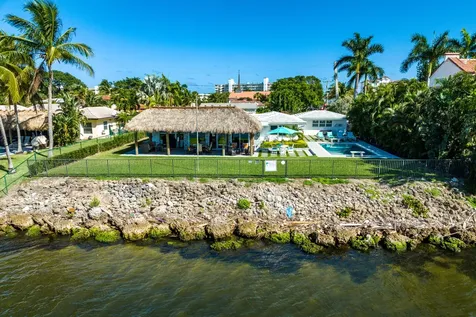 541 Se 18th Avenue Deerfield Beach FL 33441
