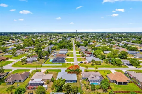 1991 SW Gemini Lane Port Saint Lucie FL 34984