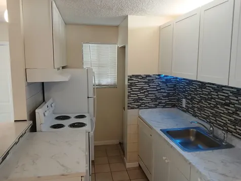 677 Trace Circle Deerfield Beach FL 33441
